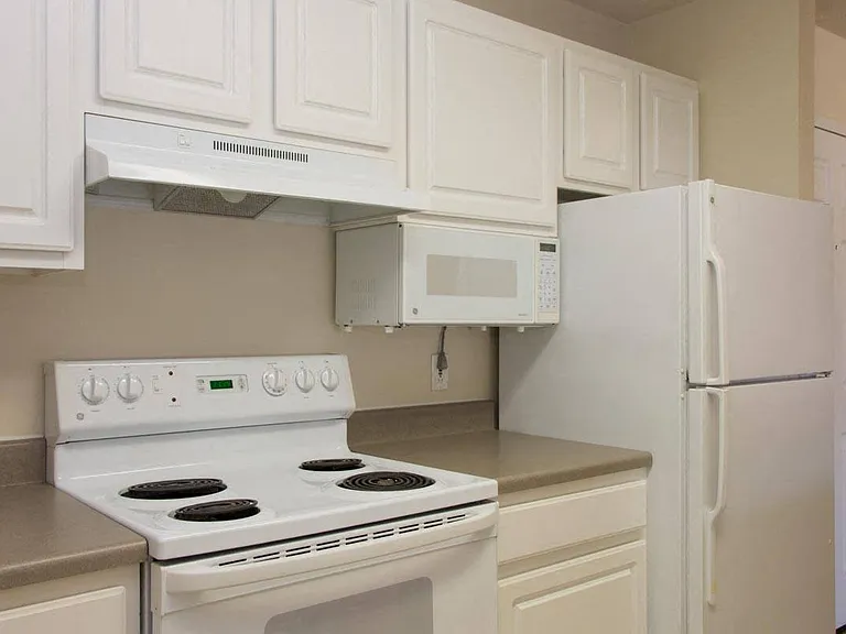 Northbrook Apartments — Photo 59