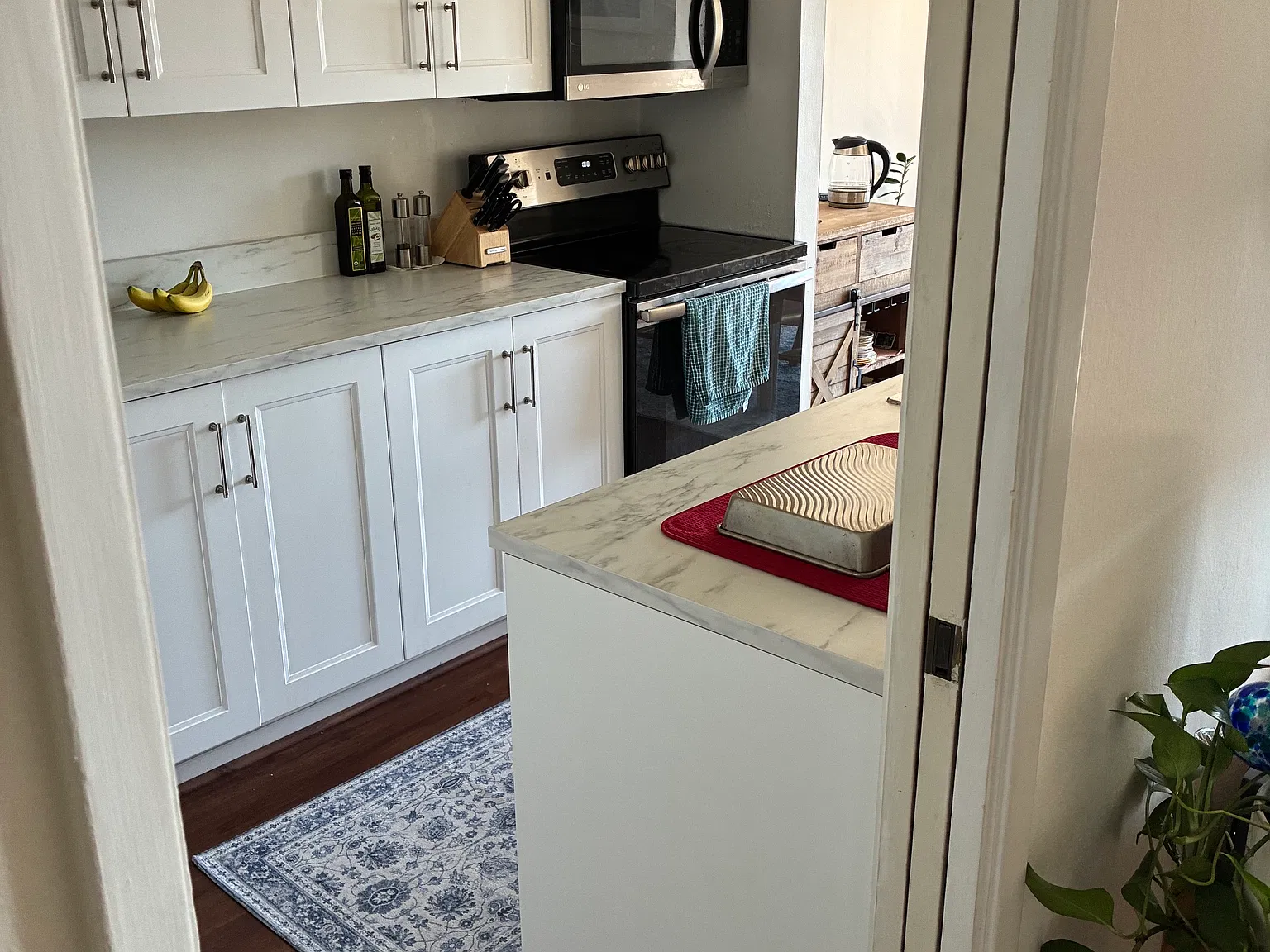 2 bed, 1025 sqft, $3,100 — Photo 4