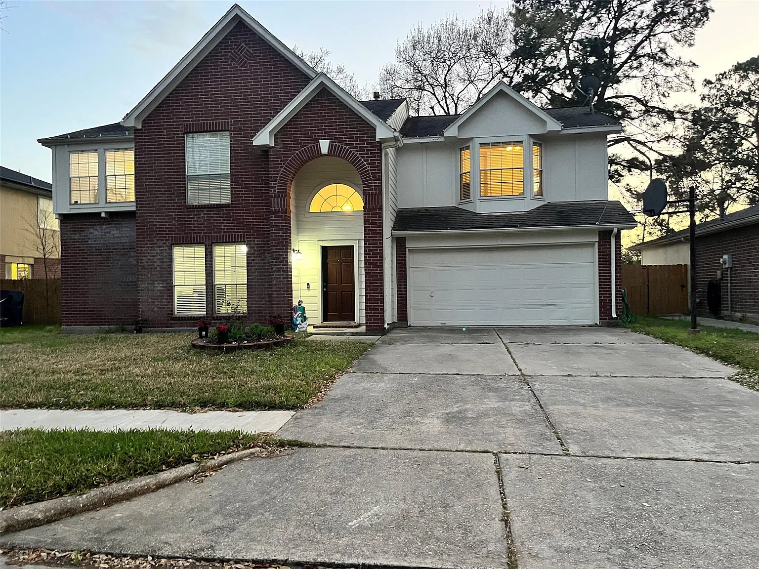 5 bed, 2.5 bath, 2503 sqft, $2,777 — Photo 1