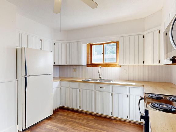 5th image of 138 Spring Street