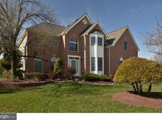 10 Sunset Ct, Princeton Junction, NJ 08550