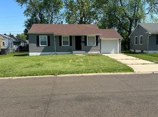 255 Midlothian Rd, Saint Louis, MO 63137