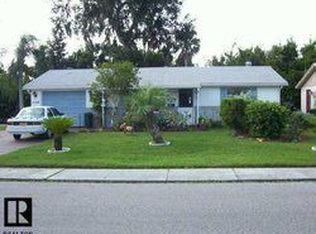 5140 Peacock Dr, Holiday, FL 34690