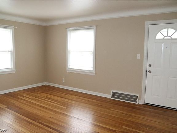 5th image of 5642 Waterbury Ave