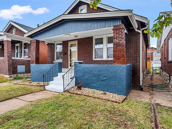 3rd image of 4031 Tholozan Ave