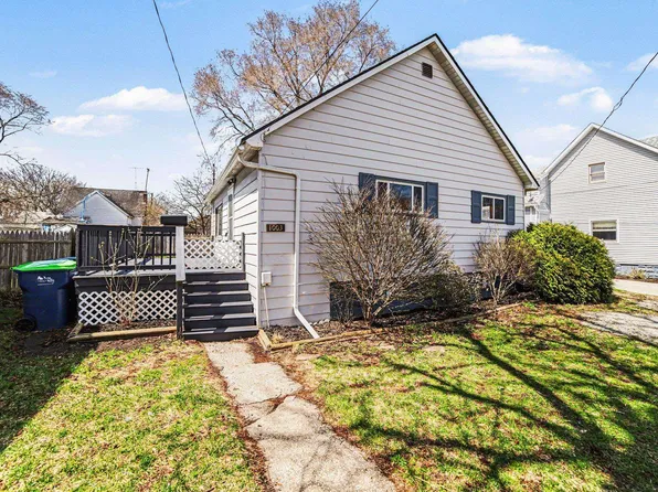 1003 N Linn St, Bay City, MI 48706