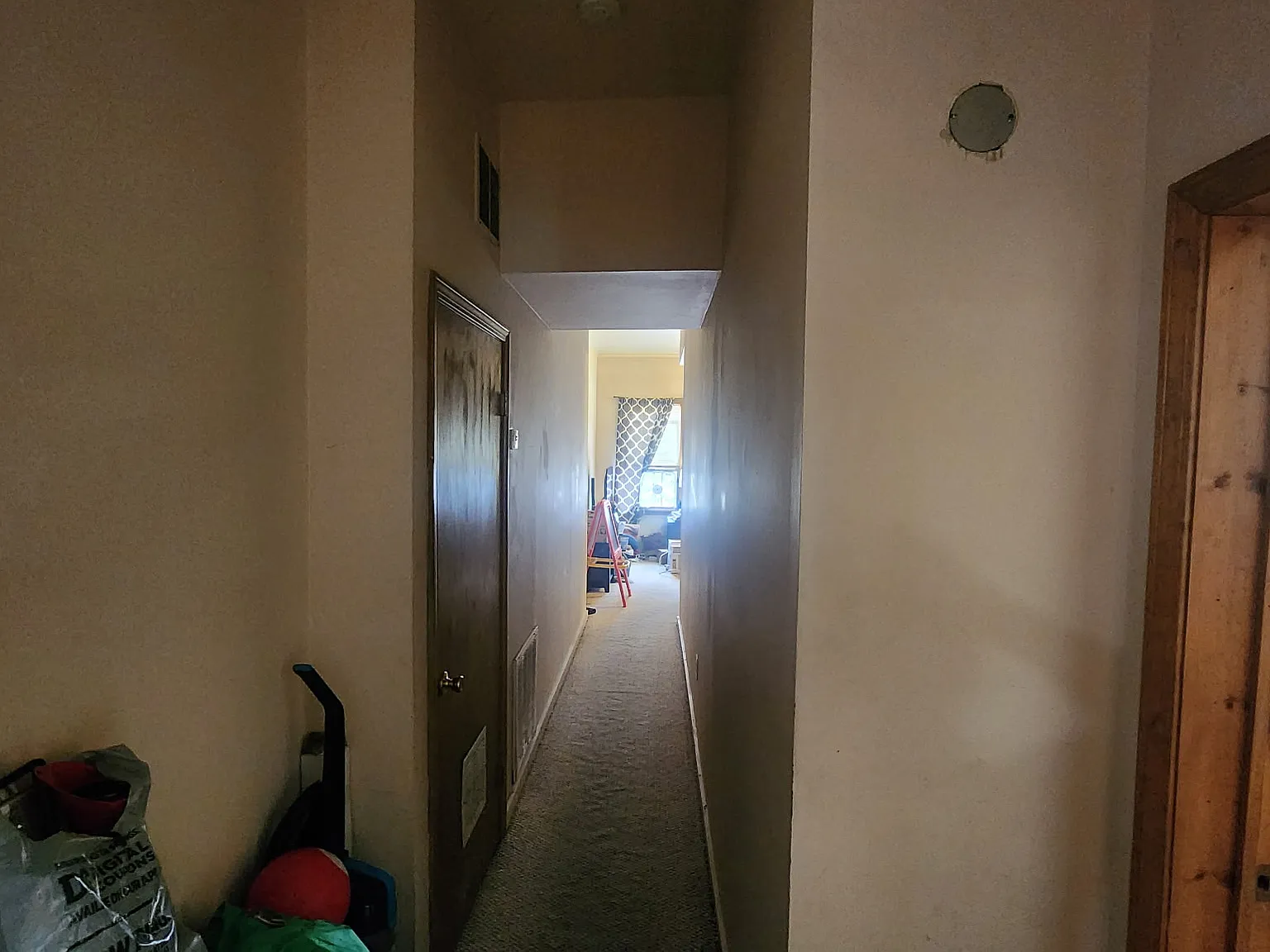 2 bed, 850 sqft, $1,575 — Photo 3