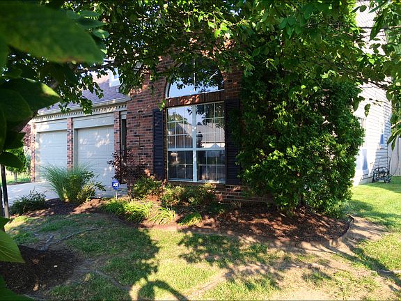 3rd image of 7797 Jamestown Dr S