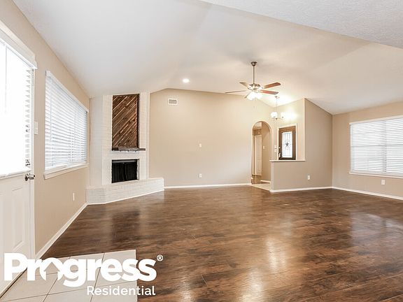 4th image of 8410 Lone Quail Dr