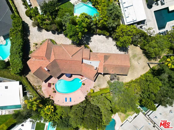 1043 Maybrook Dr, Beverly Hills, CA 90210