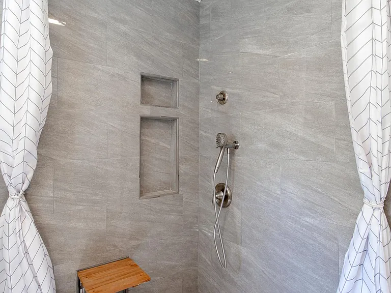 Beautifully Designed Custom Shower!