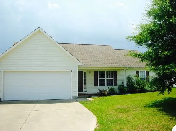 217 Sellhorn Blvd, New Bern, NC 28562