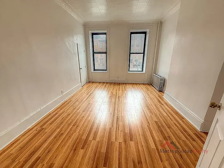 718 4th Ave #3 — Photo 5