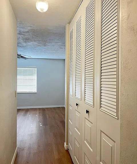 1004 New Bedford Dr — Photo 11