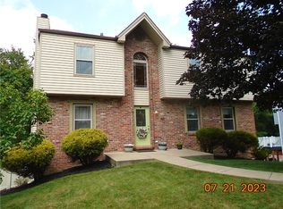 146 Dinwiddie Dr, New Kensington, PA 15068