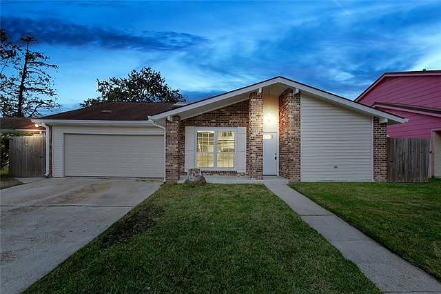 1st image of 3876 Greenbriar Ln