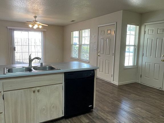 5th image of 808-810 Cally Ct #808/02