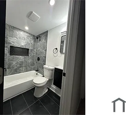 2 bed, 680 sqft, $1,300 — Photo 2