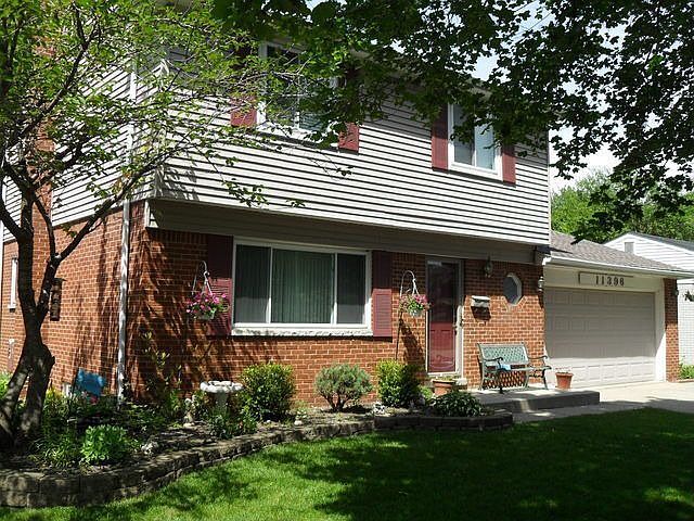 2nd image of 11396 Cedar Ln