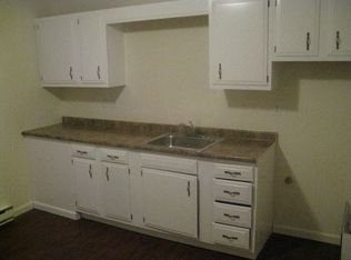 23 Daniele Ln APT 20, Millbrook, NY 12545