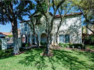38 Club Estates Pkwy #B, The Hills, TX 78738