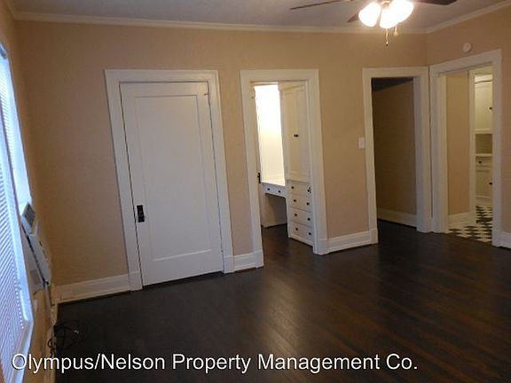 3rd image of 3920 Fannin St APT 205