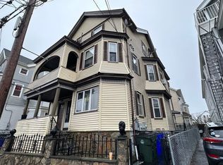 838 2nd St, Fall River, MA 02721