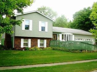 2610 Leawood Rd, Grove City, OH 43123