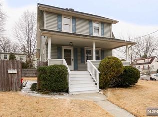 1 Cooper Ave, Dumont, NJ 07628