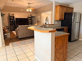 4th image of 5109 Valley View Dr