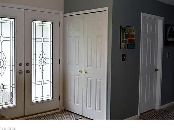 2nd image of 33193 Cromwell Dr
