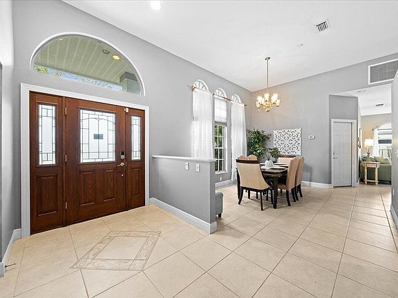 4th image of 1338 Silver Lake Dr