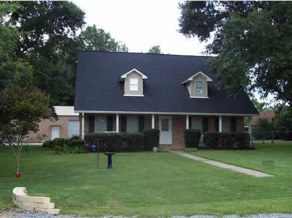10740 Grand Ave, Grand Bay, AL 36541