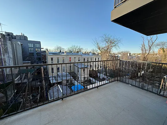 Rented by MADEHOME | media 8