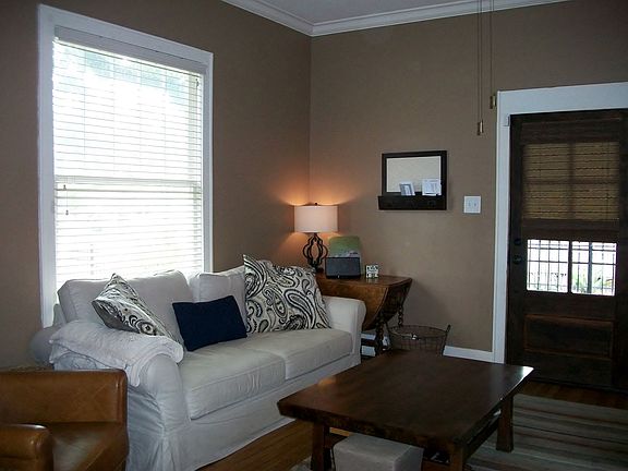 5th image of 909 Kirby St