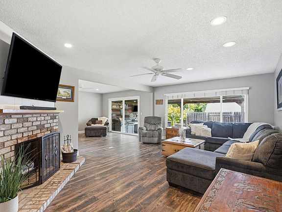 5th image of 145 Westwood Drive