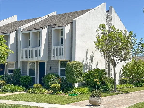 16492 Harbour Ln #32, Huntington Beach, CA 92649