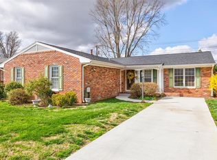 3850 Garden Ter, Owensboro, KY 42301