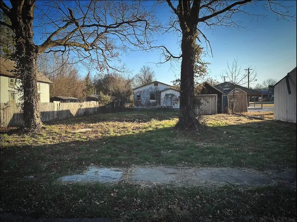 306 Cross Street, Sarcoxie, MO 64862
