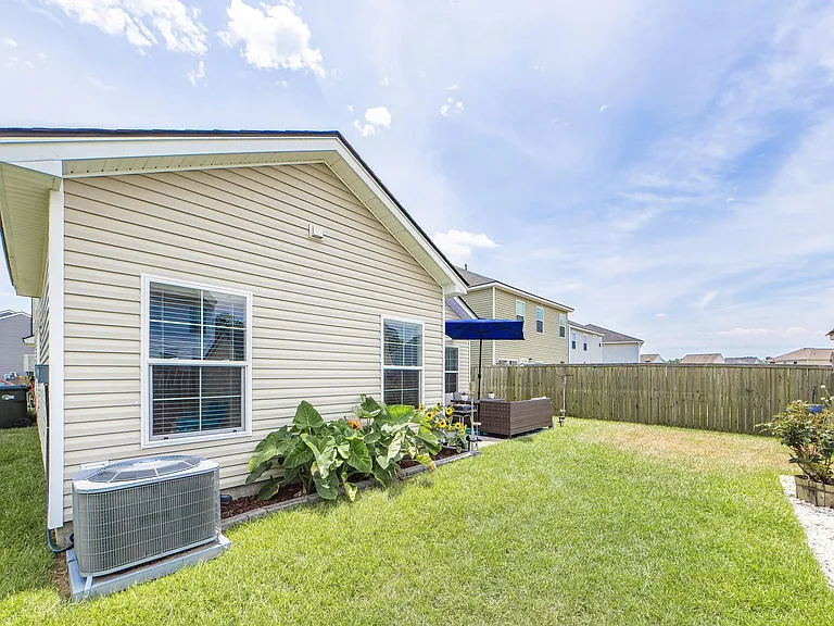 117 Sequoia Ln — Photo 32
