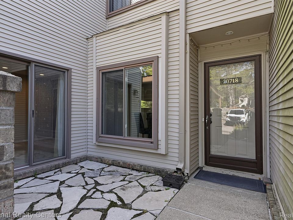 1st image of 20718 Taft Rd