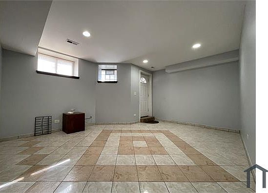 2nd image of 2666 W Washington Blvd #G