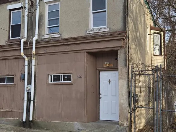866 Locust Ave, Philadelphia, PA 19138