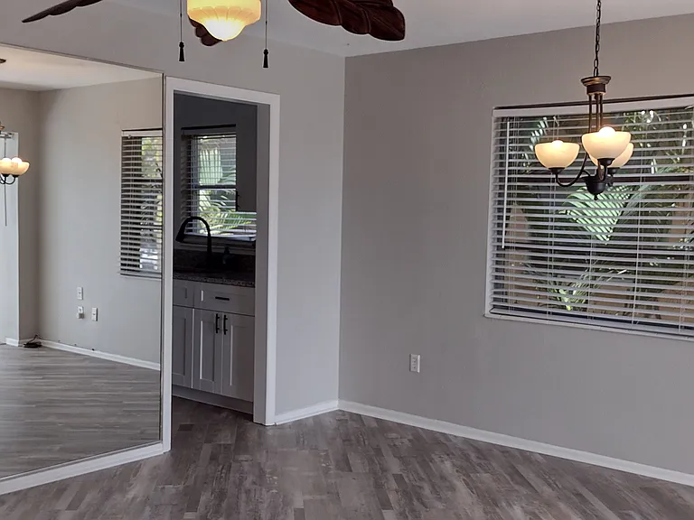 10215 Manatee Ave W #3 — Photo 4