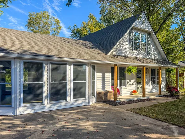 1406 W 13th St S, Claremore, OK 74017
