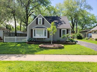 403 Hamlet St, Batavia, IL 60510