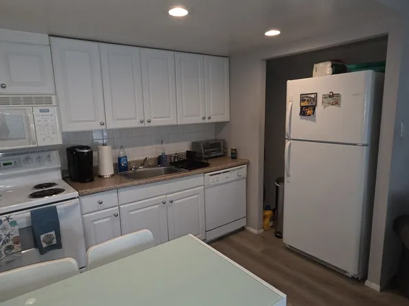 9510 Amherst Ave APT 157, Margate City, NJ 08402