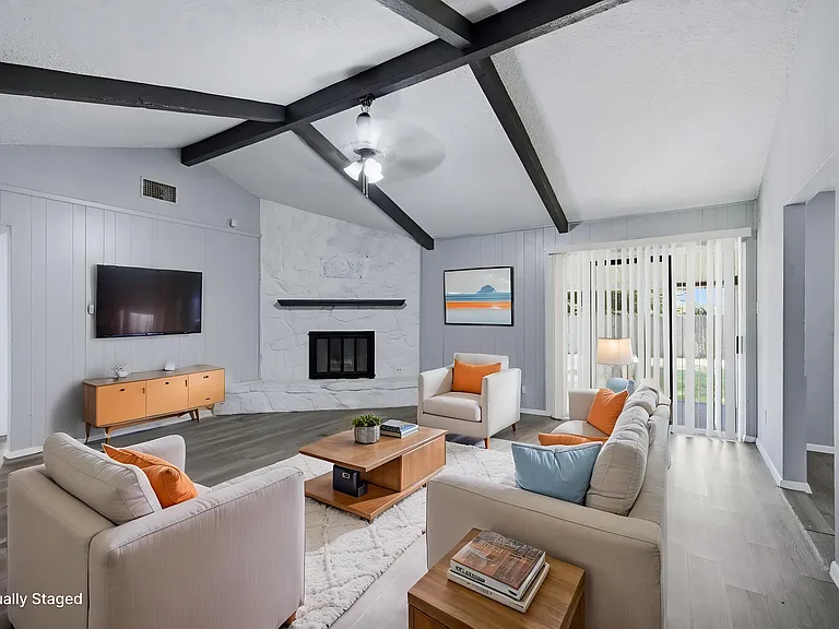 512 Sussex Dr — Photo 17