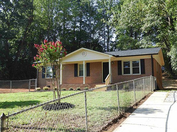2nd image of 147 Crestmont Dr