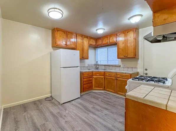 4253 1/2 S Centinela Ave, Los Angeles, CA 90066